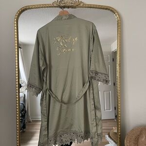 Bridal Robe | Sage Green Maid of Honor